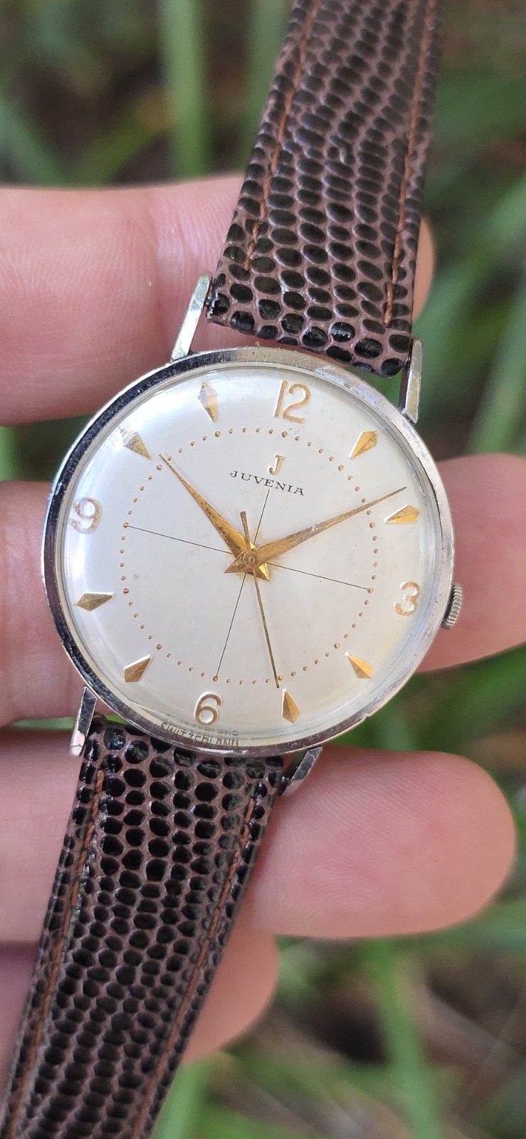 Vintage 1960's Juvenia Cal. 612 Crosshair Dial Men's 33mm Manual Wind Watch 