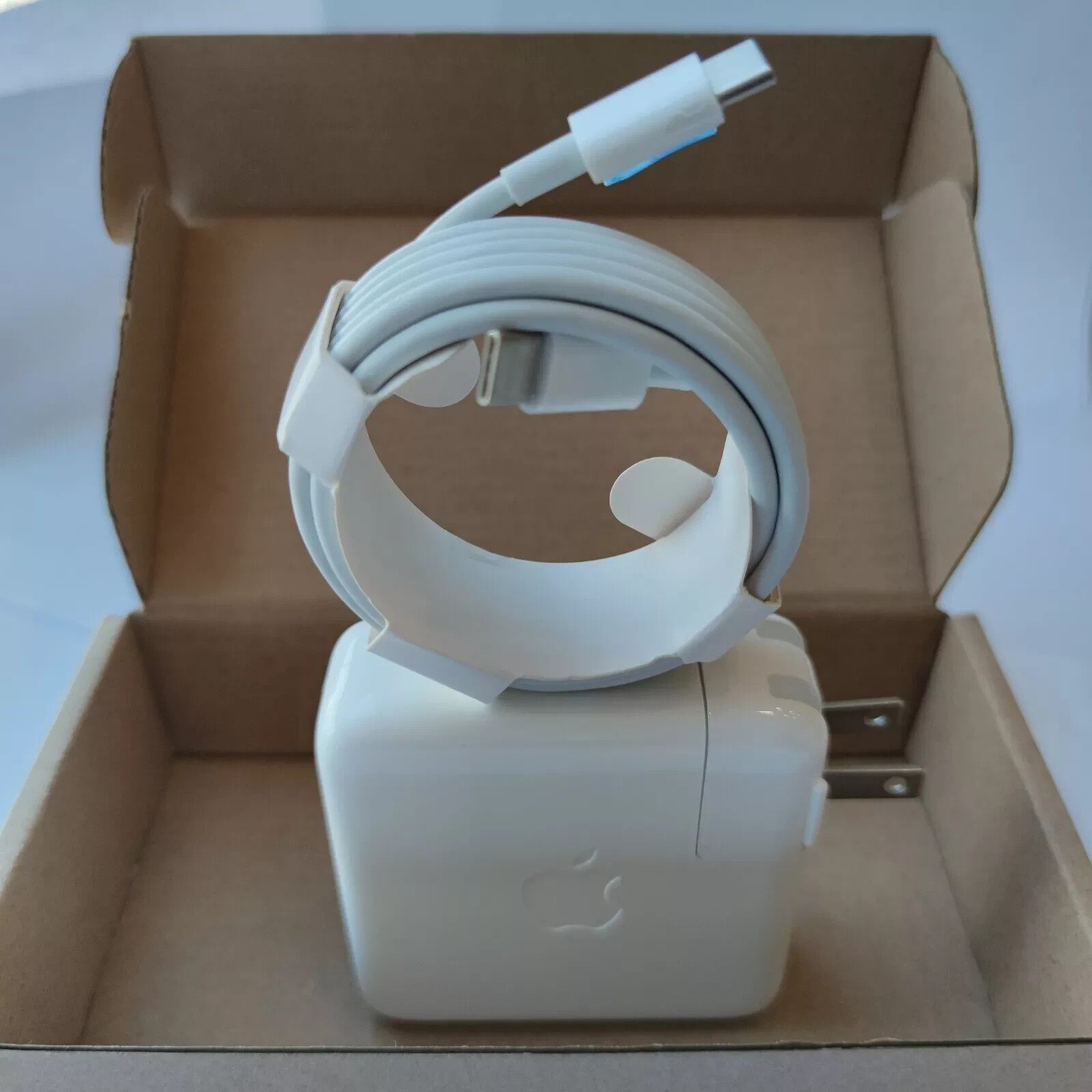 Original 61W USB-C TYPE-C Adapter Charger for MacBook Retina 12