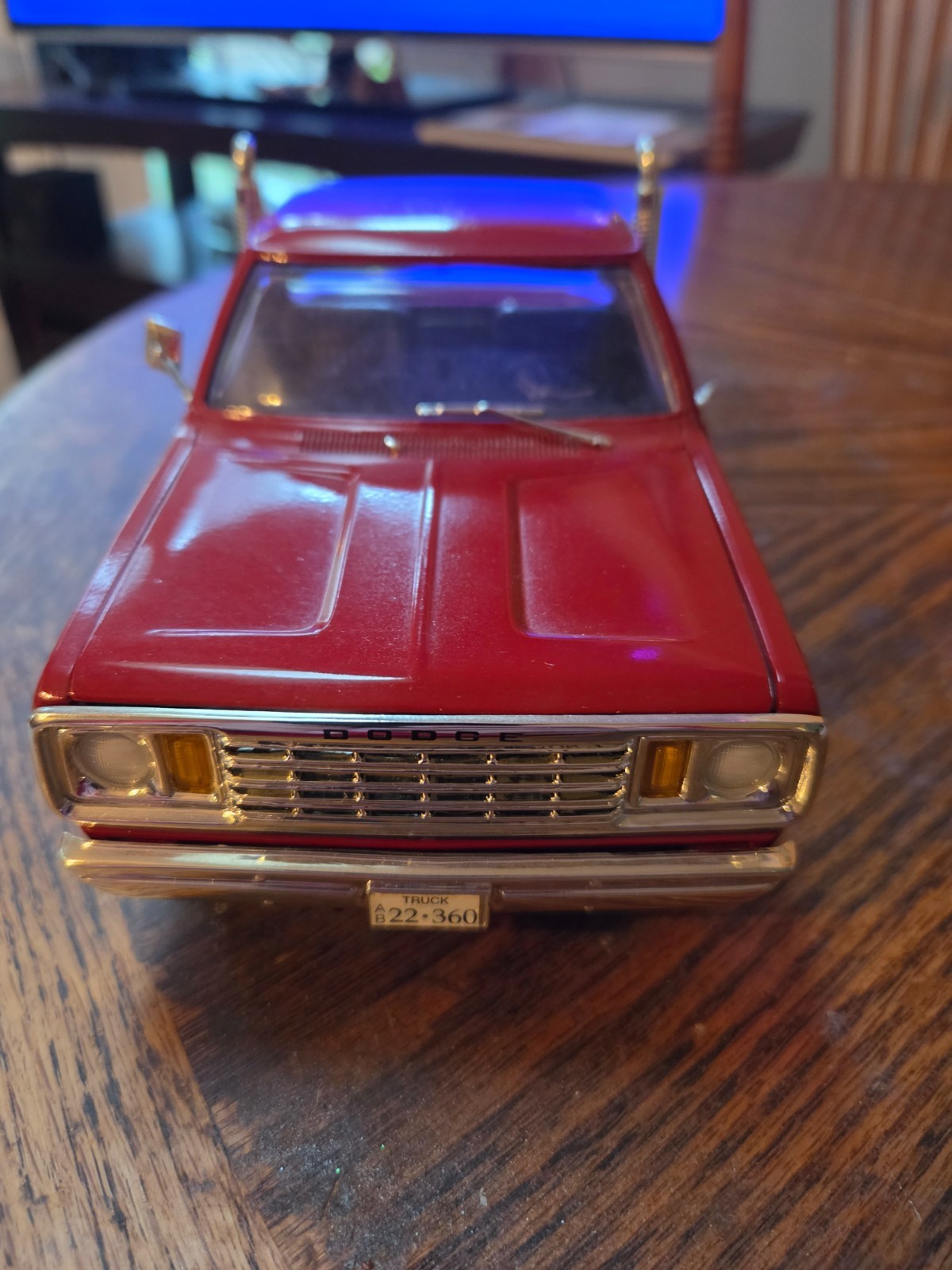 Ertl American Muscle \'78 Dodge Lil Red Pickup Truck 1:18 Broken Mirrors Ertl American Muscle \'78 Dodge Lil Red Pickup Truck 1:18 Broken Mirrors