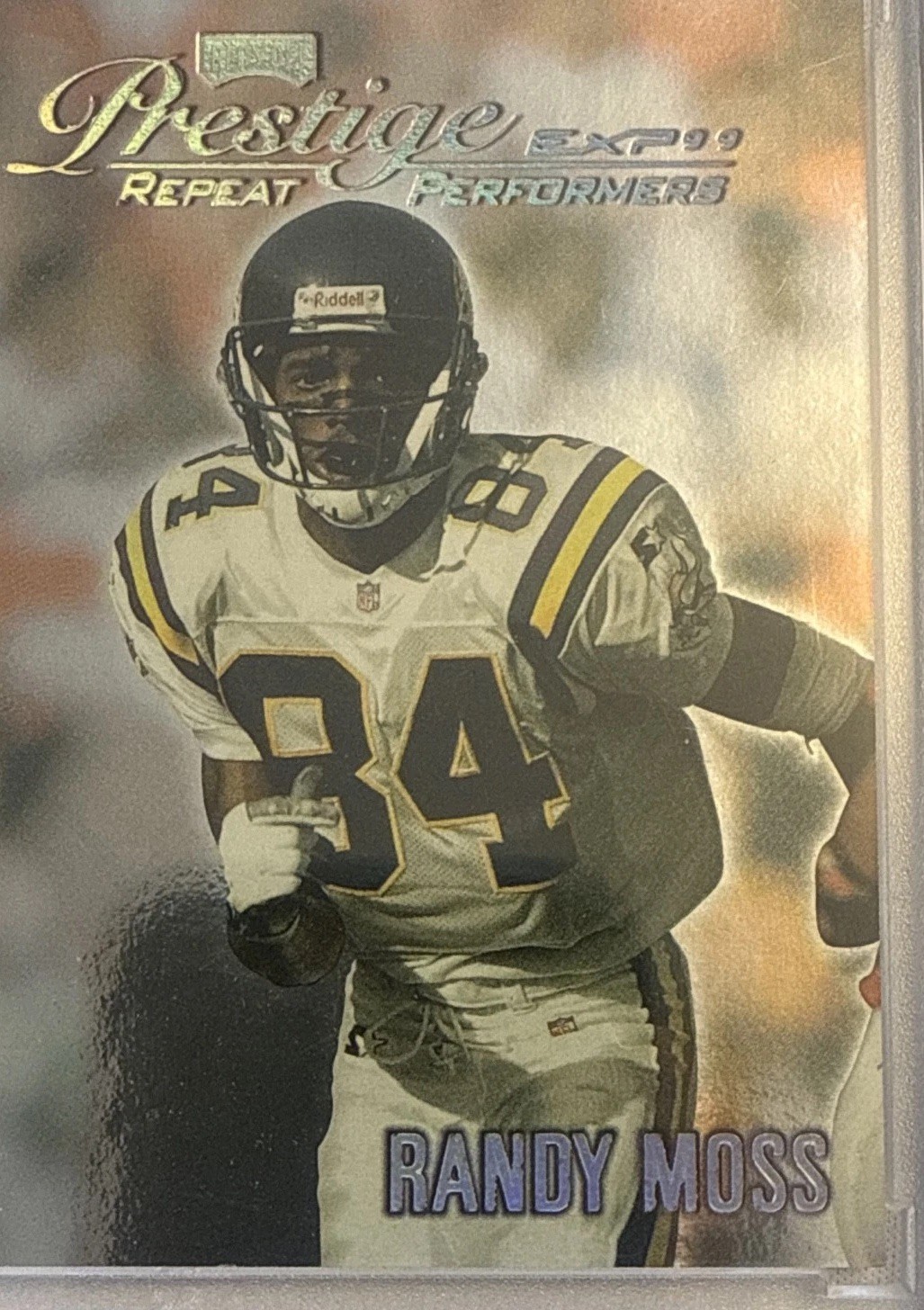 1999 Playoff Prestige EXP - Repeat Performers Randy Moss Reflections Gold /3250 1999 Playoff Prestige EXP - Repeat Performers Randy Moss Reflections Gold /3250