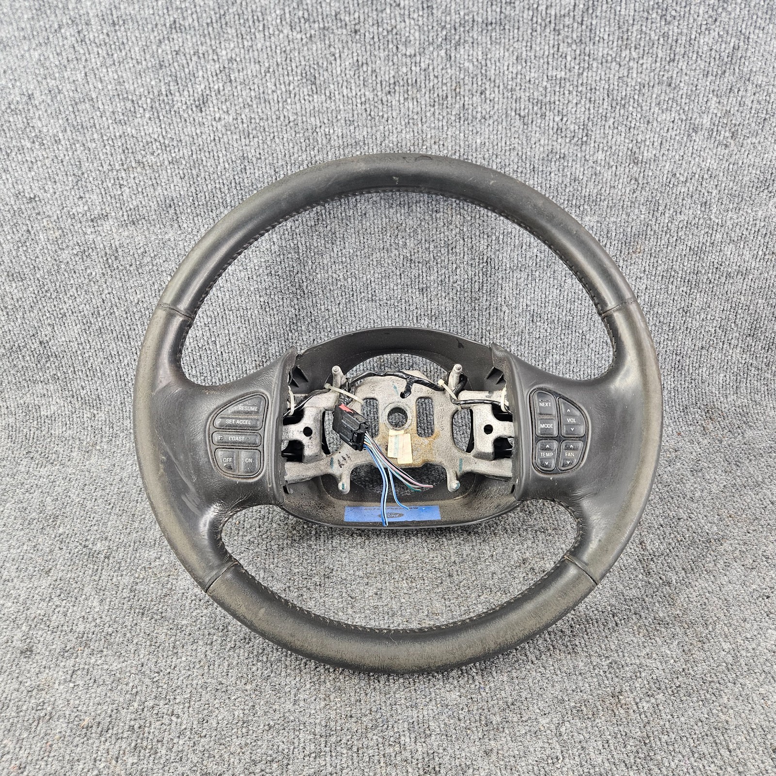 1999-2007 Ford F250 F350 Excursion Black Leather  Steering Wheel CUT HARENESS