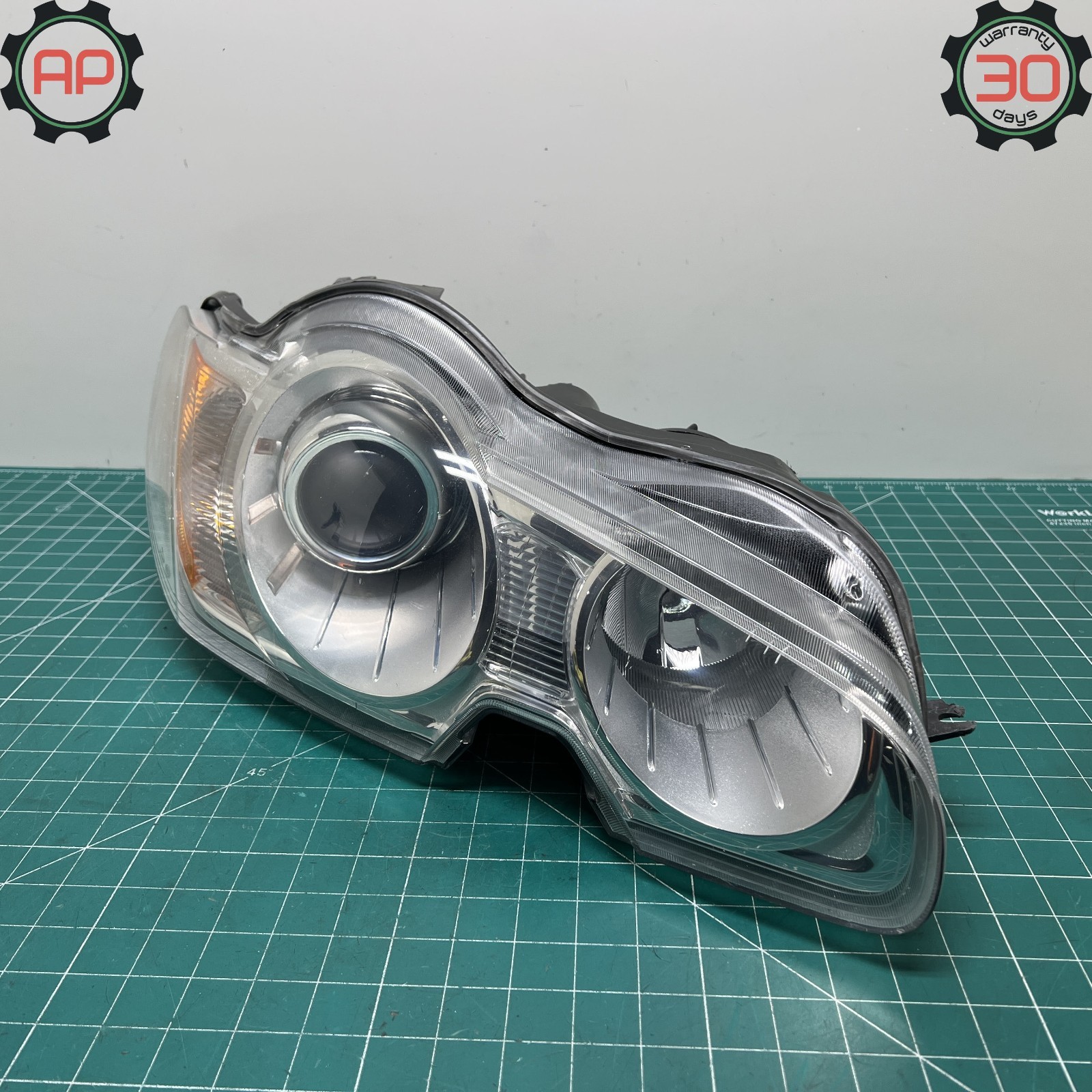 09-11 JAGUAR XF X250 RIGHT PASSENGER SIDE XENON HEADLIGHT OEM 09-11 JAGUAR XF X250 RIGHT PASSENGER SIDE XENON HEADLIGHT OEM