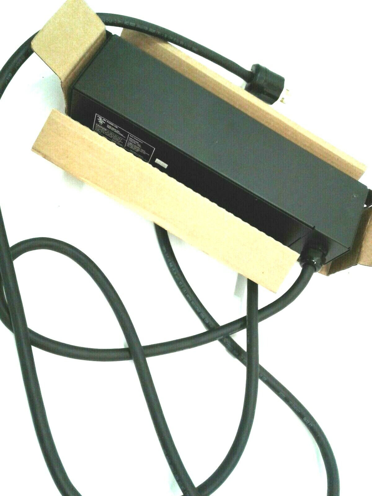 Leviton P1025-12L Horizontal Power Distribution Unit 208 Volt 30 Amp NEMA L6-30