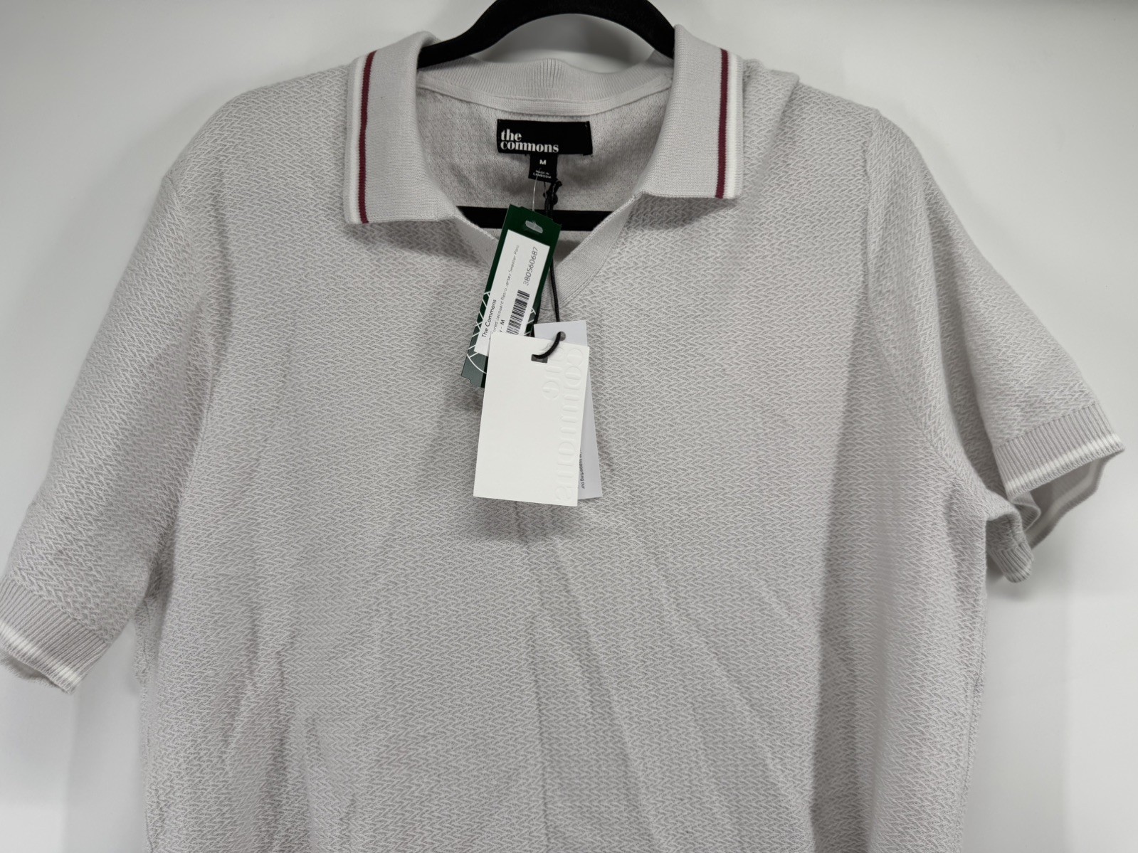 The Commons Men\'s Medium Grey Textured Jacquard Johnny Collar Sweater Polo NWT The Commons Men\'s Medium Grey Textured Jacquard Johnny Collar Sweater Polo NWT