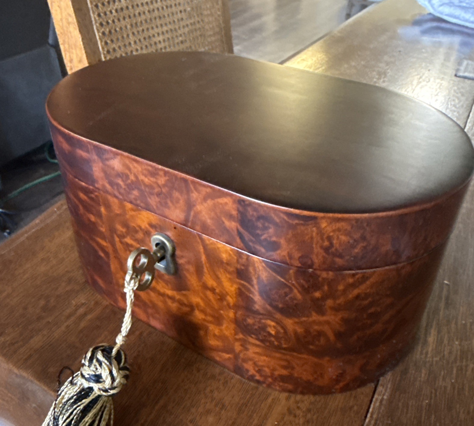 Bombay Company Burl Wood Jewelry Box Lock & Key 2002 Bombay Company Burl Wood Jewelry Box Lock & Key 2002