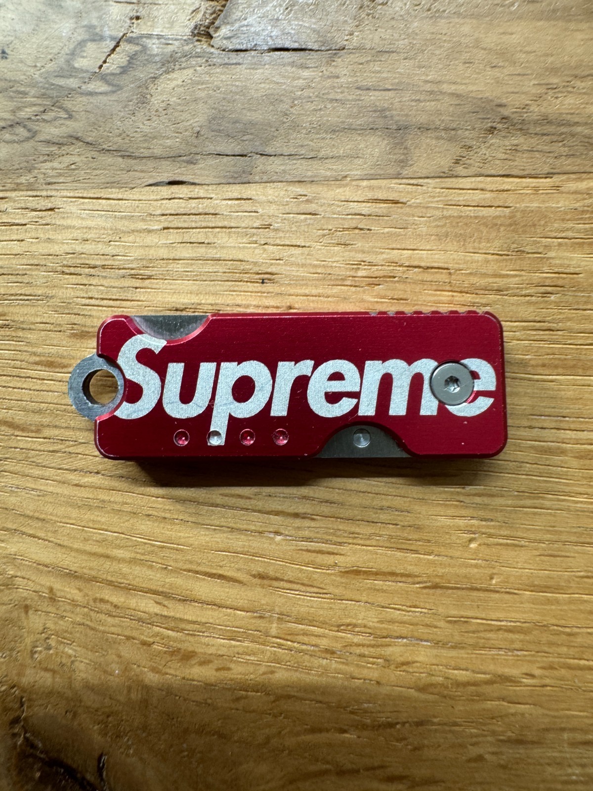 Supreme F/W 2017 Quiet Carry Knife Box Logo Supreme F/W 2017 Quiet Carry Knife Box Logo