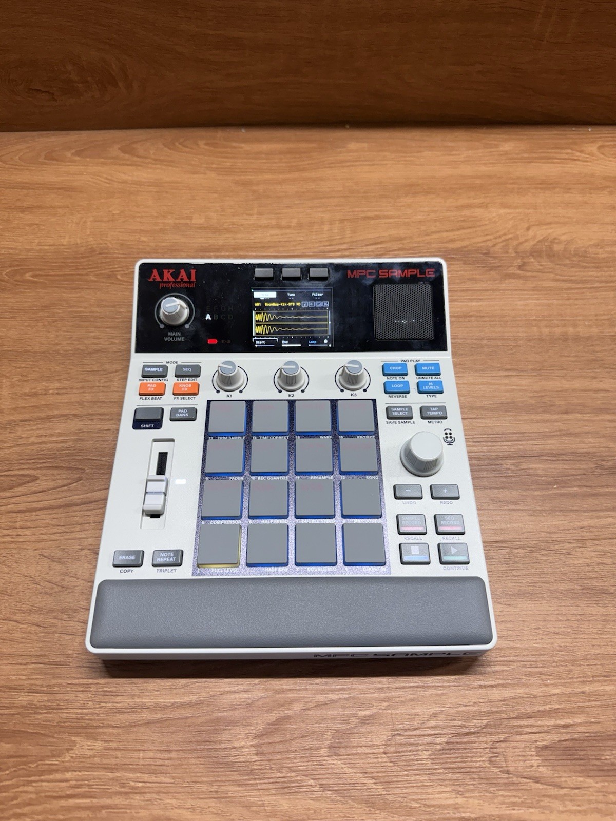 Akai Professional MPC Sample Standalone Sampler & Sequencer