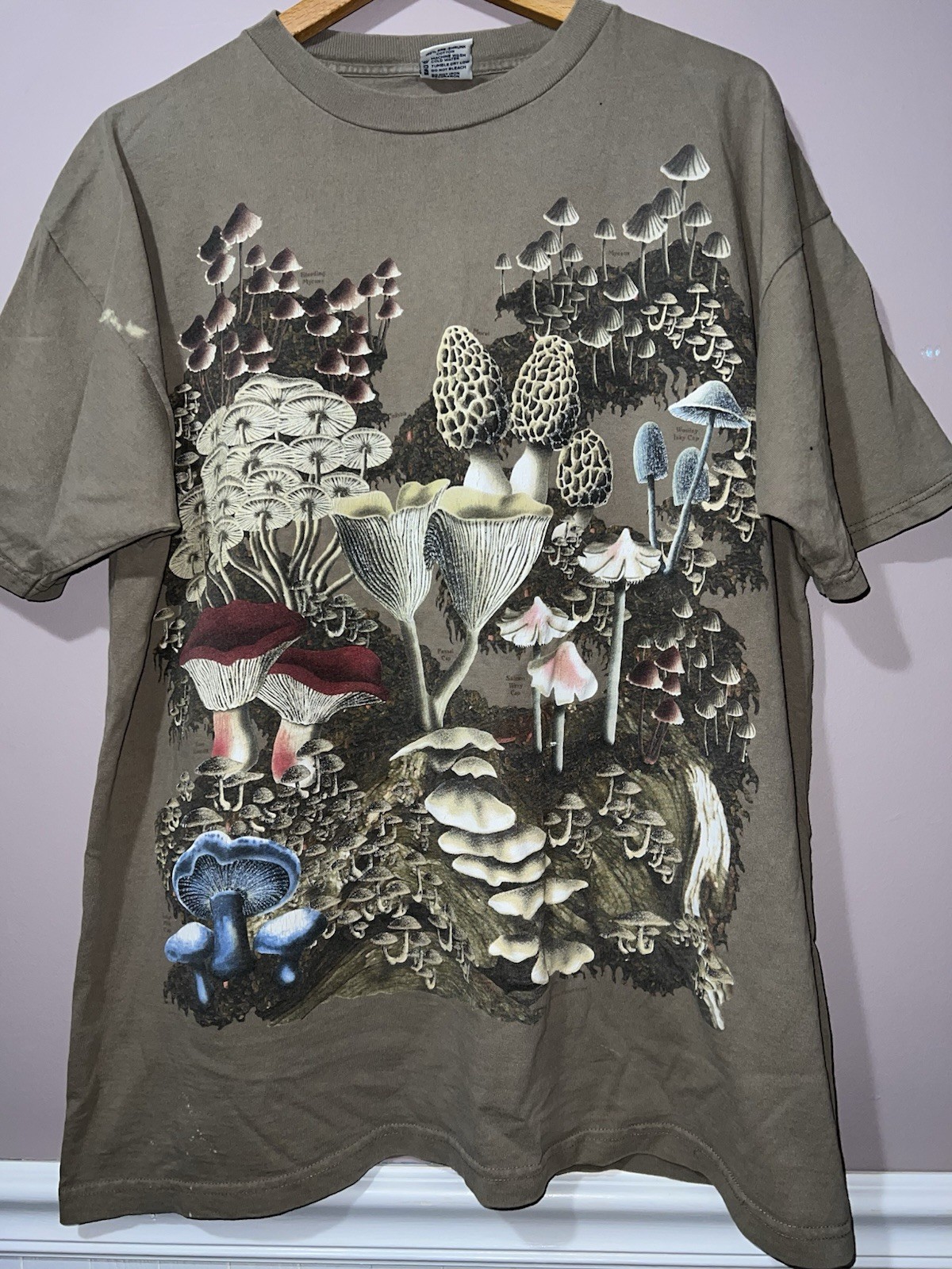 VINTAGE 1990\'s ALL OVER PRINT WILD MUSHROOM SHIRT AOP THE PRINTED IMAGE USA made