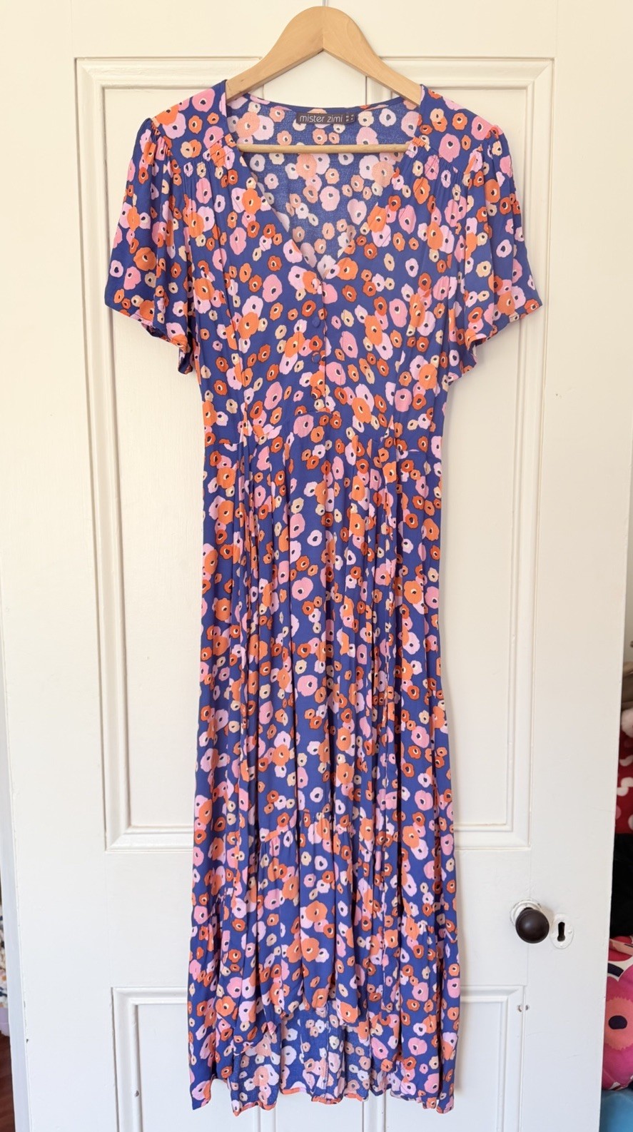 MISTER ZIMI (Size 10) Maya Midi Dress In Periwinkle V Neck Short Flutter Sleeve MISTER ZIMI (Size 10) Maya Midi Dress In Periwinkle V Neck Short Flutter Sleeve