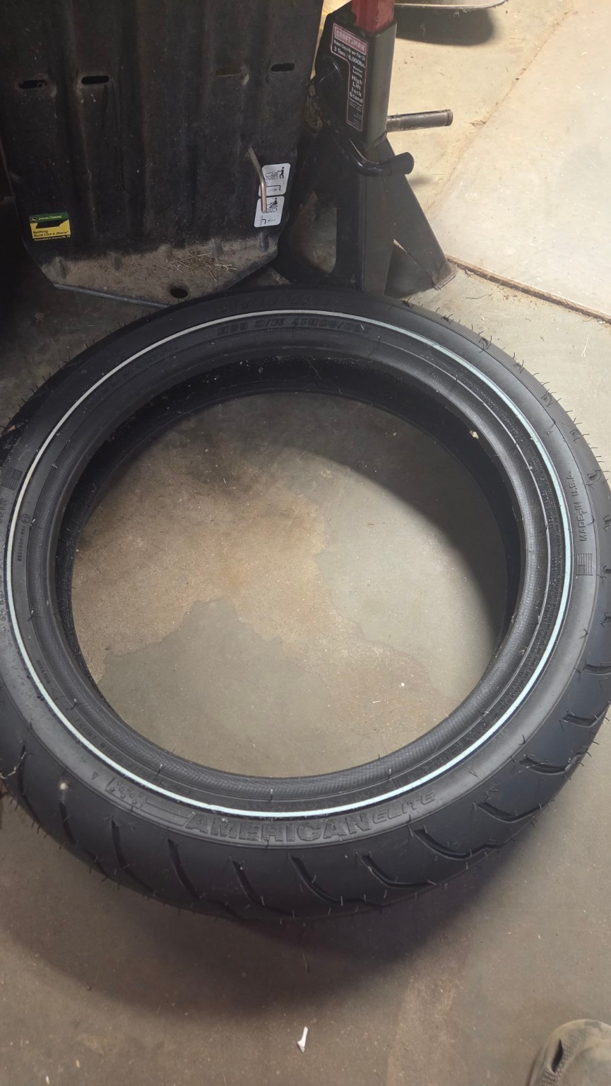Dunlop American Elite 130/80B17 65H Front Narrow Whitewall Tire 4513-1875 NOS