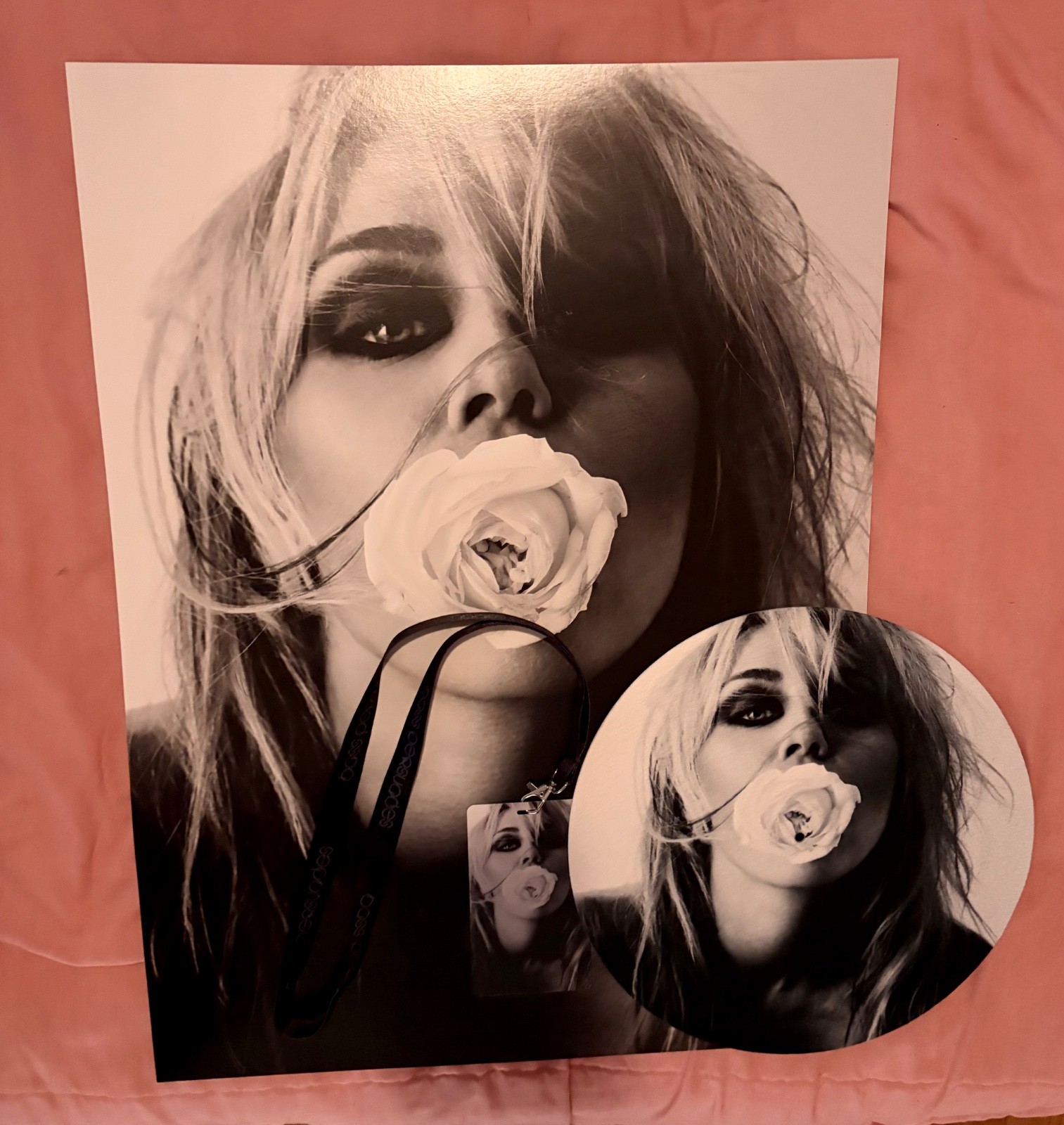 Miley Cyrus Bass Persuades Listening Party - Poster Lanyard + Vinyl Slipmat