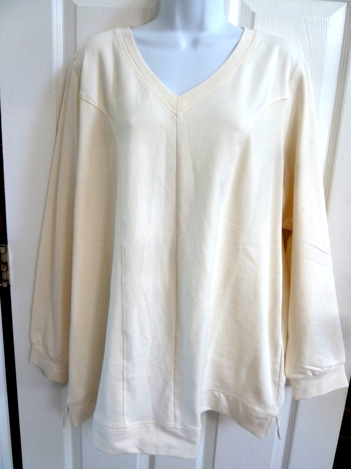 NWOT D & CO. Sz XL, 18/20 Lightweight Sweatshirt Ribbed Insets Activewear
