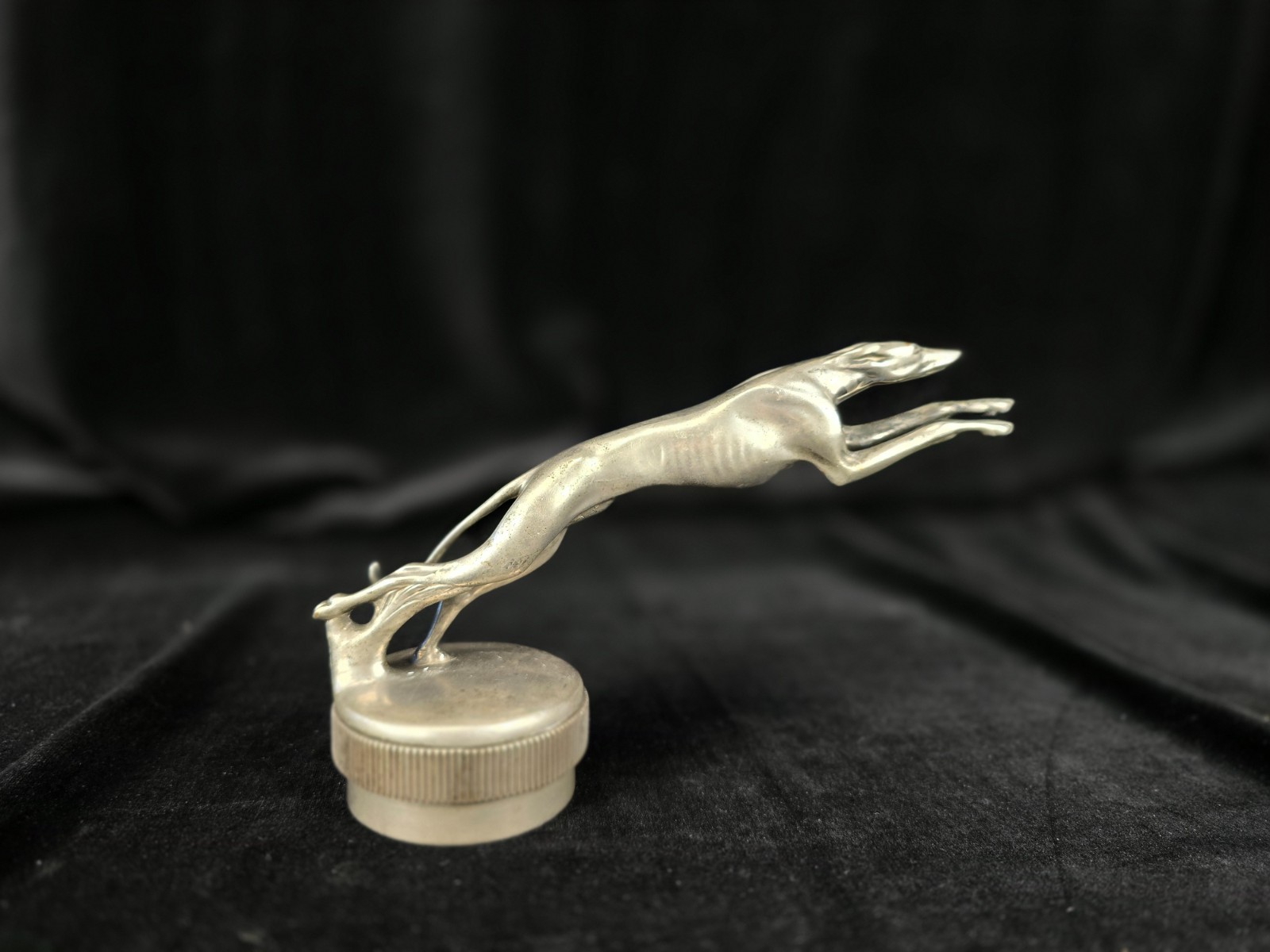 Vintage 1927 28 Ford Lincoln Greyhound Hood Ornament – Radiator Cap Moun
