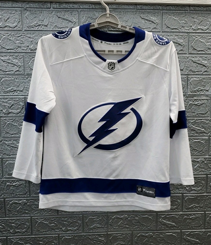 Used FANATICS Tampa Bay Lightning  Breakaway Away Jersey White Size 4XL 