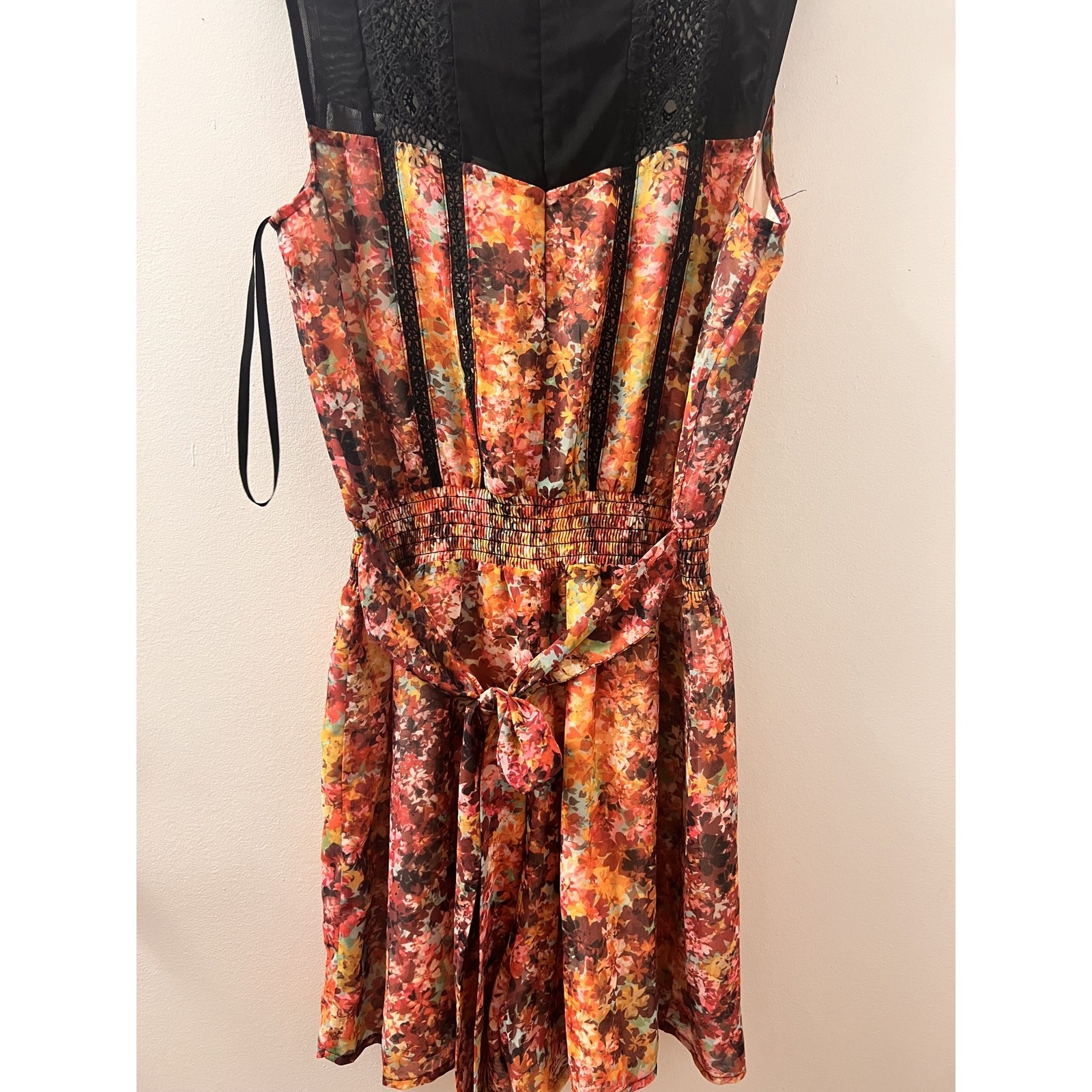$8 CLEAR OUT CLOSET Bebe Floral Smocked Tie Waist Fit & Flare Jump XS