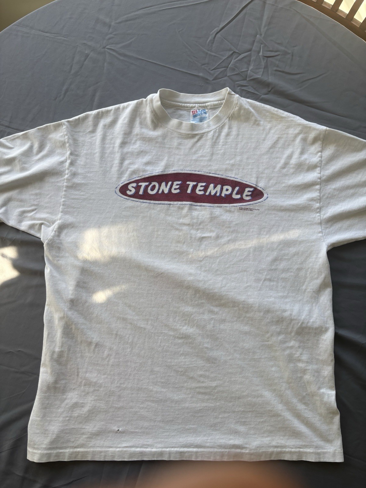 Stone Temple Pilots Vintage Licensed White Graphic T-Shirt 1994 Front/Back