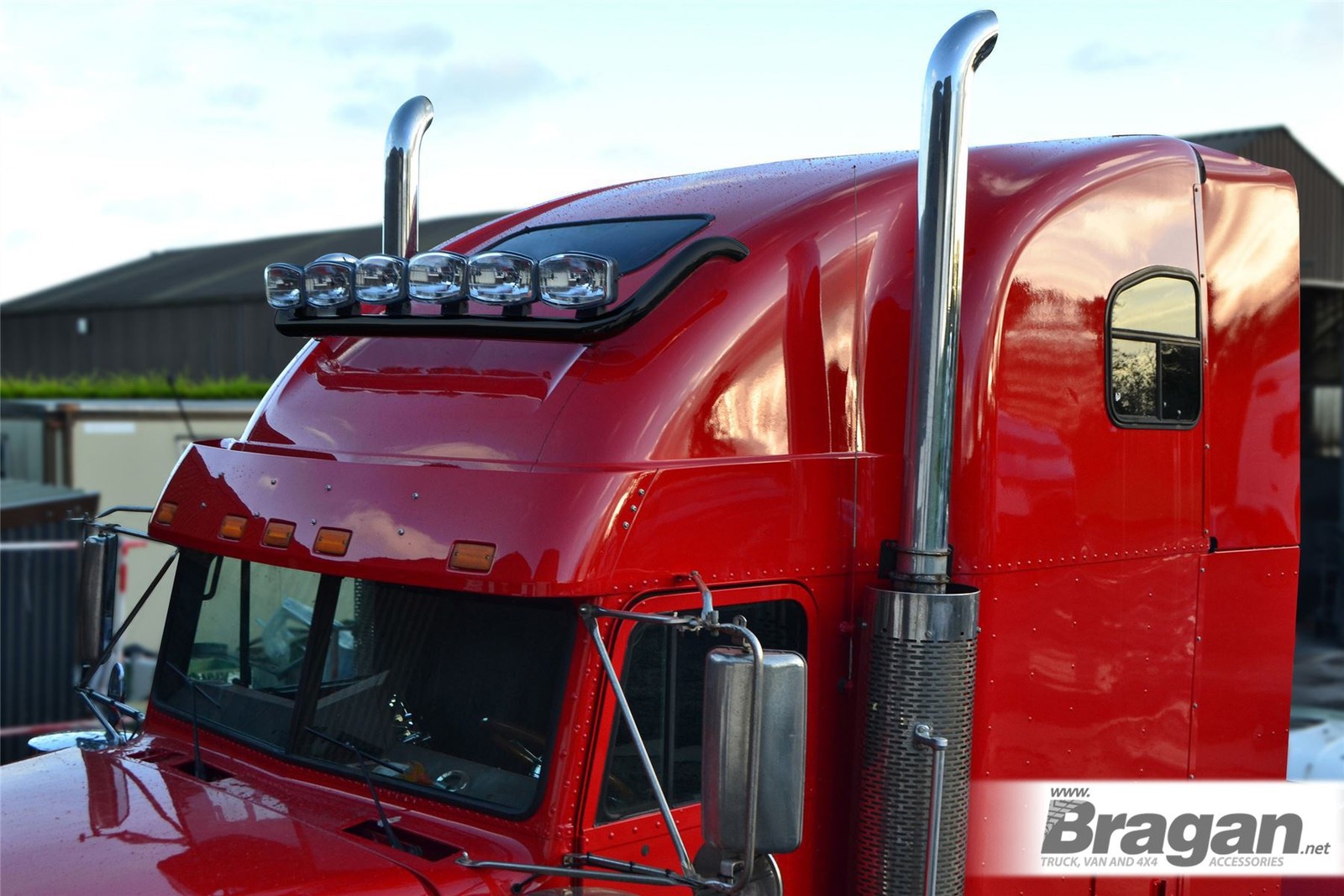 Roof Bar + Jumbo LED Spots For International Lonestar Truck Accessories - BLACK