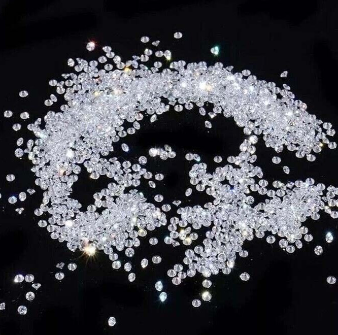 EGL Certified 5 mm Lab-Grown CVD Diamond Round Cut VVS1 Clarity 50 Pieces 5DSE