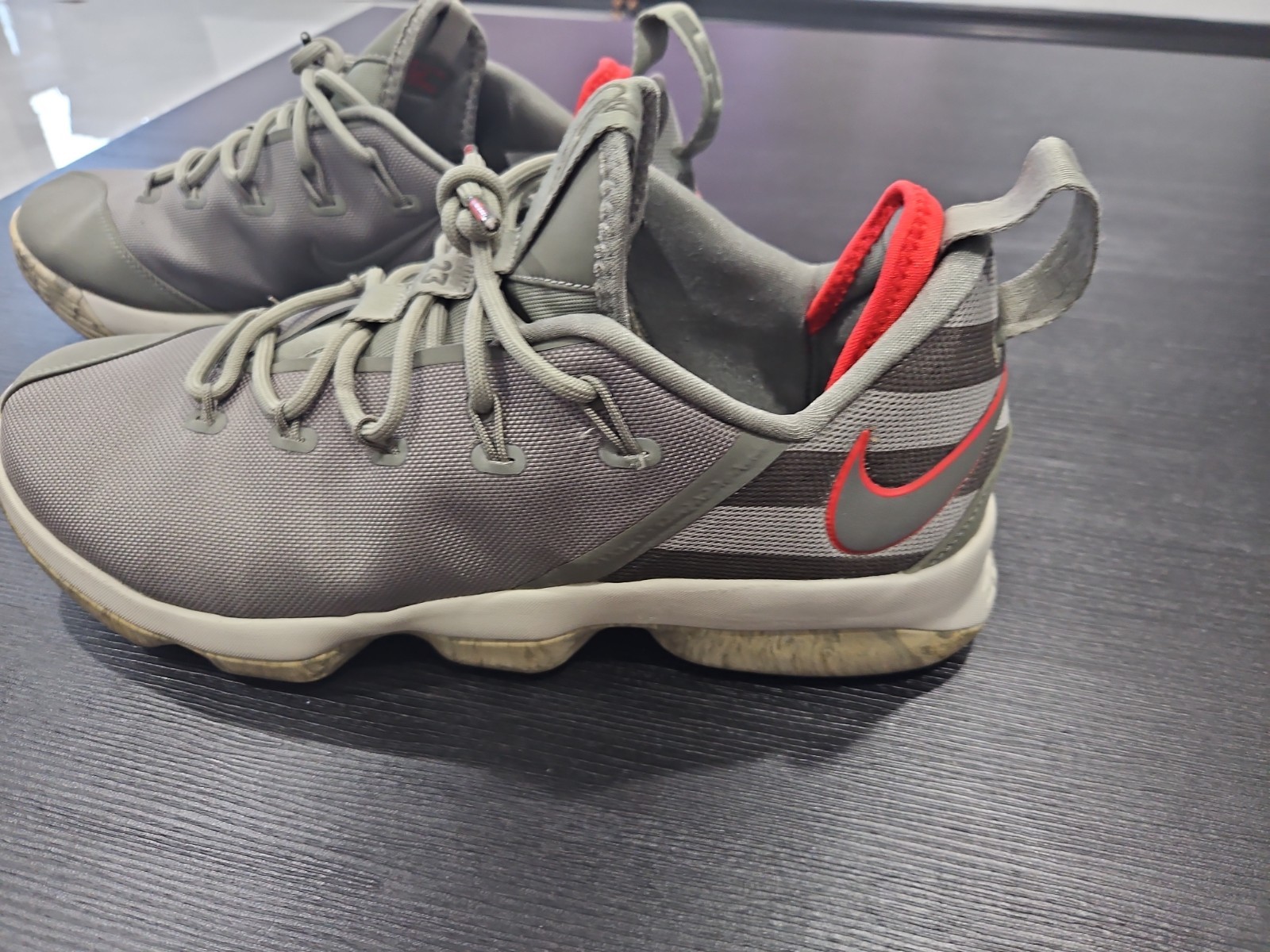 Mens Size 13 - Nike Lebron 14 Low Olive Green Mens Size 13 - Nike Lebron 14 Low Olive Green