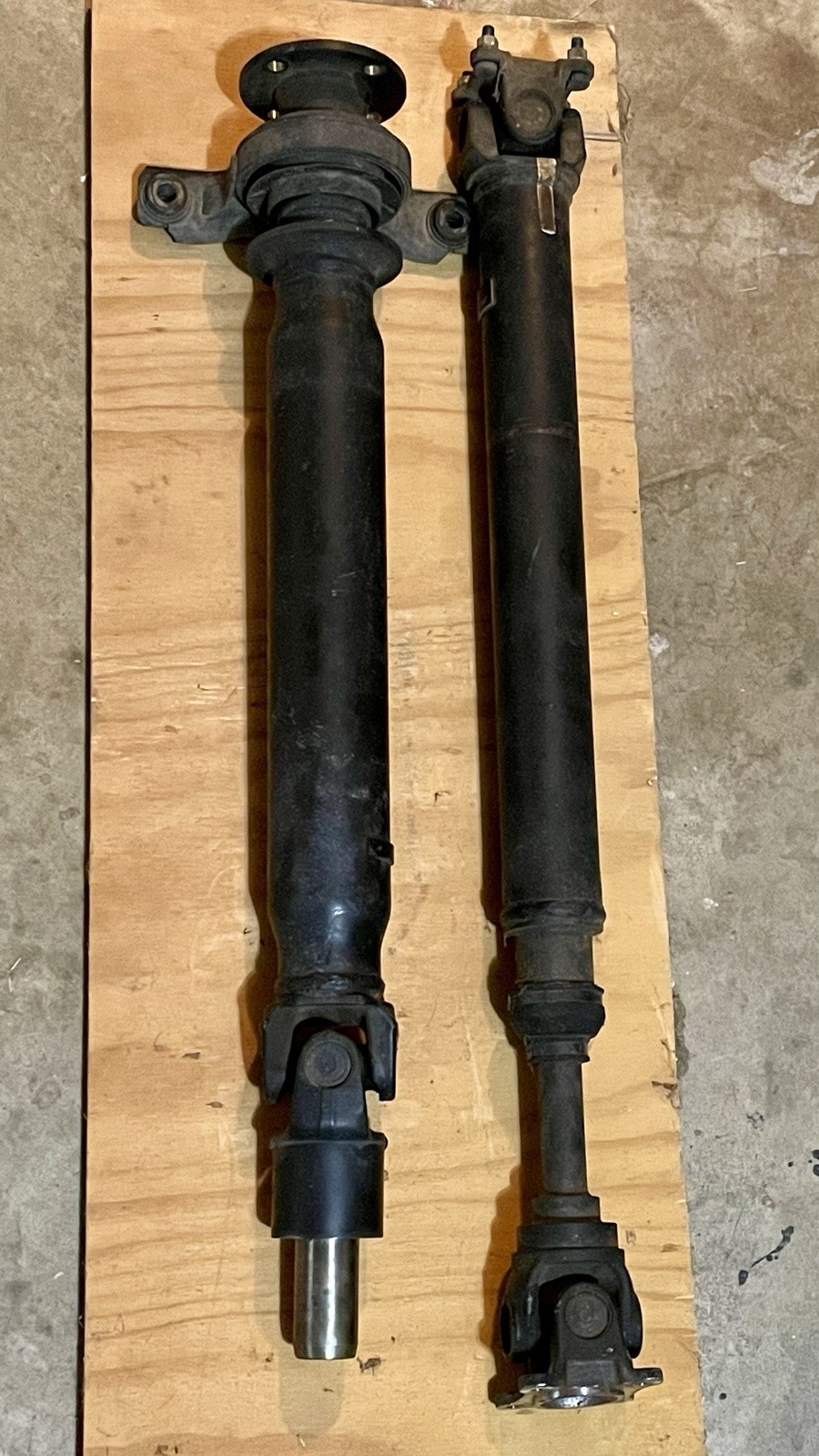 2008-2014 Subaru Impreza WRX STI Sedan Driveshaft OEM 08-14 2008-2014 Subaru Impreza WRX STI Sedan Driveshaft OEM 08-14