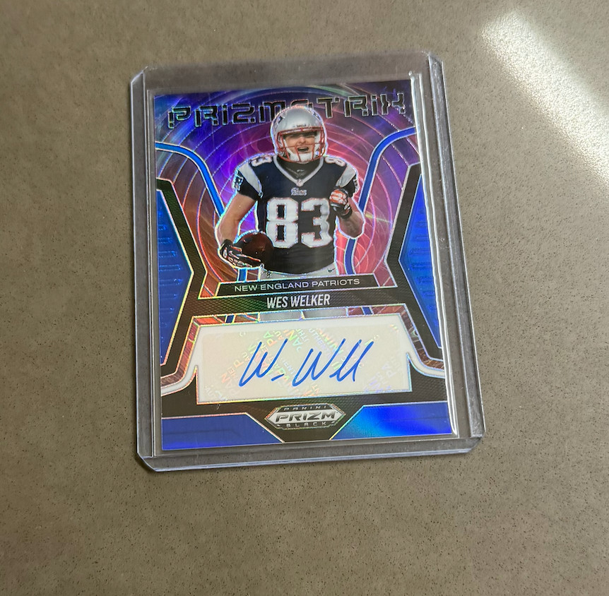 2025 Panini Prizm Wes Welker Prizmatrix Signatures Blue Auto /49 PATRIOTS LEGEND
