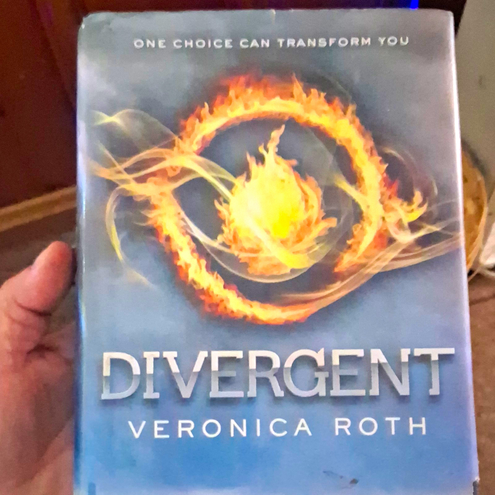 Divergent by Veronica Roth Hardcover w/ Dust Jacket Divergent Series