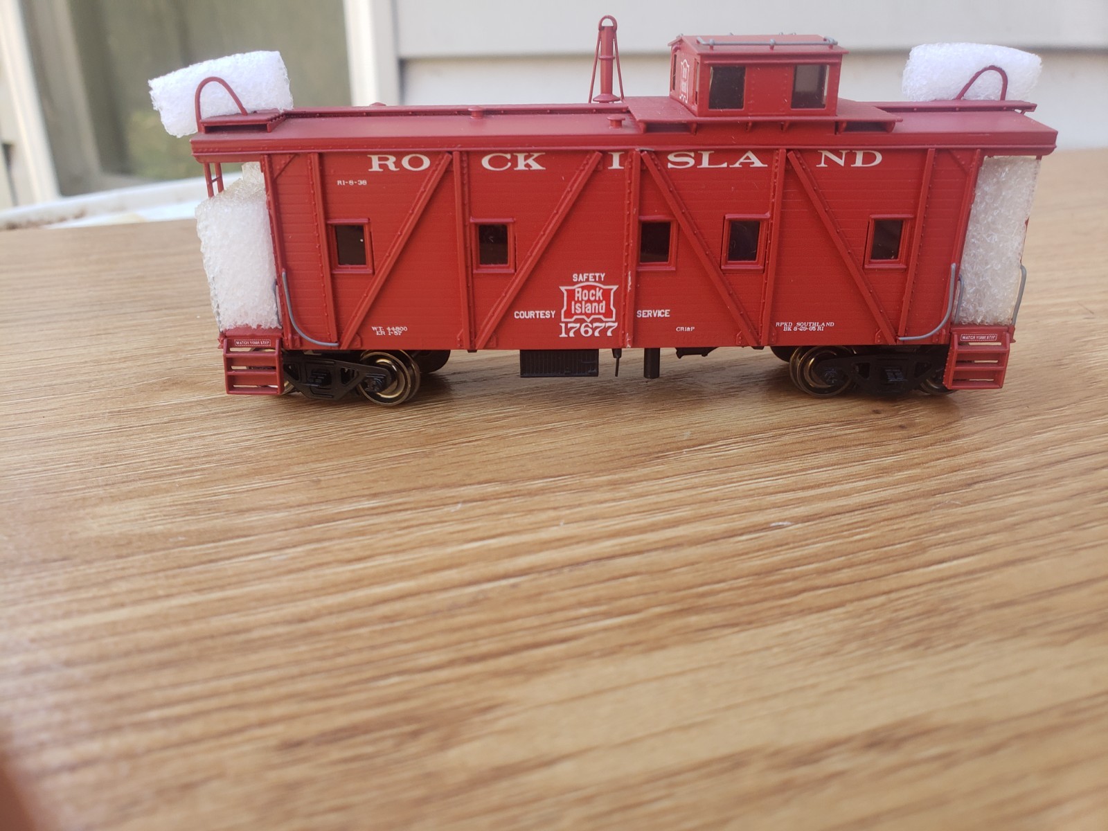 OMI HO Rock Island wood caboose F/P VERY RARE OMI HO Rock Island wood caboose F/P VERY RARE