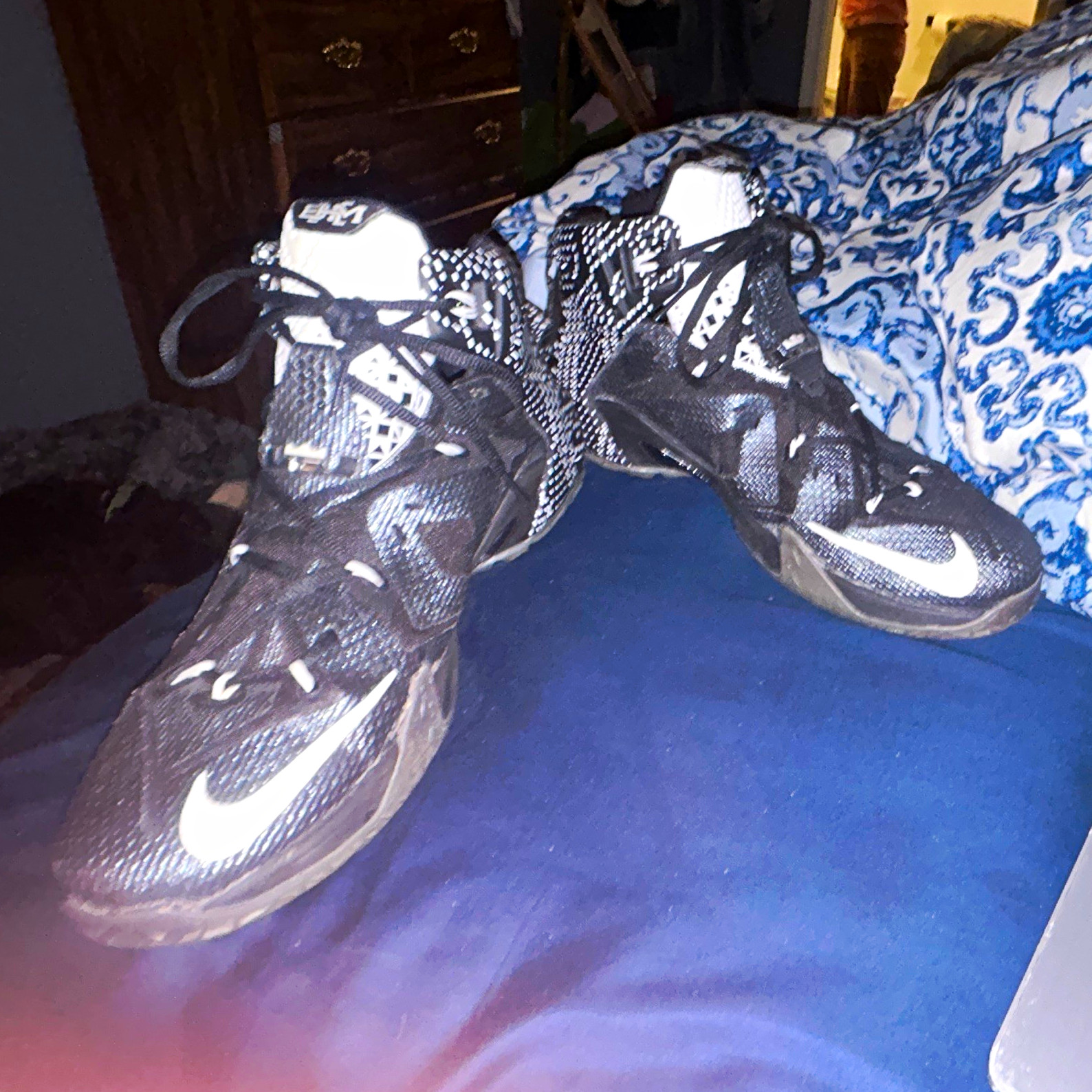 Nike LeBron 12 Dunkman Men’s Basketball Black/White 684593-001
