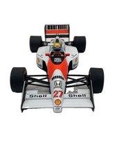 MINICHAMPS White Preowned picture
