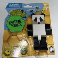 Panda Bear Action Figure Pack w/Mystery Bee & Honeycomb Case 5” Articulated NEW picture