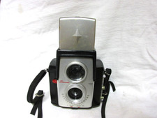VINTAGE LATE  1950s KODAK STARFLEX CAMERA picture