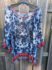 John Mark beautiful 3X blouse with big neckline, worn once and super fun picture