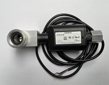 SIEMENS SIDE VIEWING INFRARED IR FLAME DETECTOR QRI2B2.B180B picture