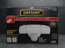 Defiant MaxDetect 240° Motion Sensing 3-Head LED Security Flood Light 3000 lm picture