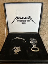 Metallica WorldWired Tour 2018-19 VIP Gift Set Necklace Pin Bottle Opener picture