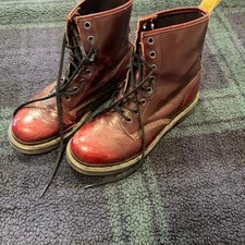 Dr martens burgundy leather boots picture