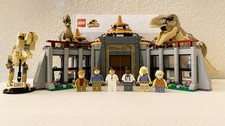 LEGO Jurassic World: Visitor Center: T. rex & Raptor Attack (76961) picture