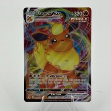 Pokémon TCG Flareon VMAX 18/203 Evolving Skies Holo Ultra Rare picture