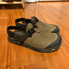 Bedrock Sandals Mountain Clog Nubuck Leather - Driftwood Men's 8/Women's 9 picture