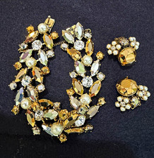 Schreiner Signed Rhinestone & Faux Pearl Jewelry Set Necklace & Earrings picture
