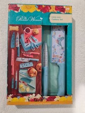 The Pioneer Woman 20-Piece Blooming Bouquet Cutlery Knife Set & Cutting Boards picture