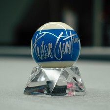 Fedor Gorst Autographed 10-Ball ‘25 (+stand) picture