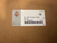 NAVISTAR INTERNATIONAL HEAT EXCHANGER/OIL COOLER KIT W/SEAL 1842530C93 BRAND NEW picture