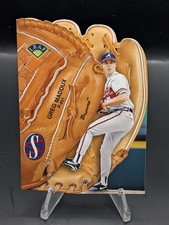 1997 Leaf - Statistical Standouts Greg Maddux #7 /1000 picture