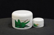 Hawaiian Moon Aloe Cream Moisturizer (9oz jar plus 3/4oz sampler jar) picture
