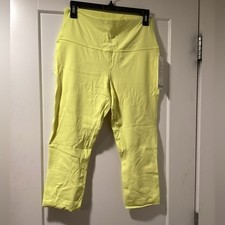 NWT Lululemon Athletica Size 12 Align HR Crop 21