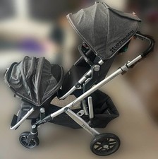 **Used UPPAbaby Vista 2-Seater With Snack Tray/RumbleSeat/Upper Seat Adapters** picture