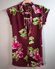Express Women's XS Burgundy Floral Sleeveless Collared Button-Front Blouse picture