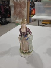 Vintage Lladro-Style Porcelain Figurine of a Woman with Books 8