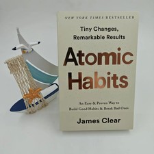 Atomic Habits by James Clear - Non Fiction - Paperback picture